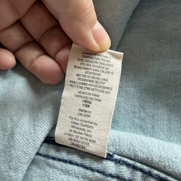 Free People Women's Denim Jacket Light Blue Hooded Raw‎ Hem Cropped Boho XS - Picture 10 of 12